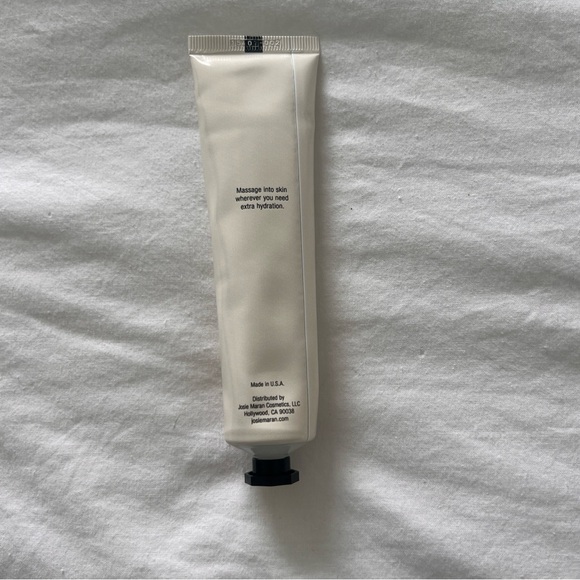 Josie Maran - Whipped Argan Oil Body Butter - Picture 2 of 4